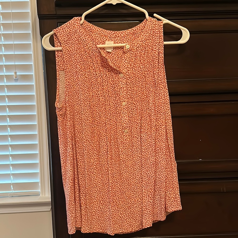 Gap Sleeveless Top size S
